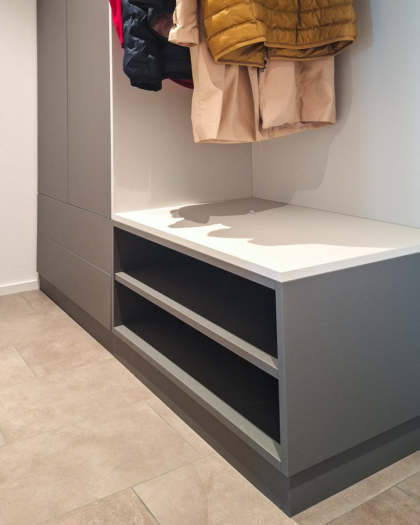 Garderobe Einbauschrank Südbaden, Lauchringen, nach Maß, Schreiner