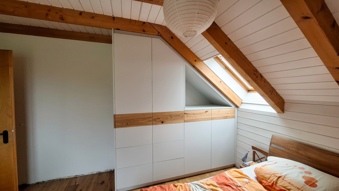 Dachschrägeschrank, Schrank unter der Dachschräge, , auf Maß, vom Schreiner, Lauchringen, Zachi Wiedner Möbel&Raumdesign, Nähe Schweiz