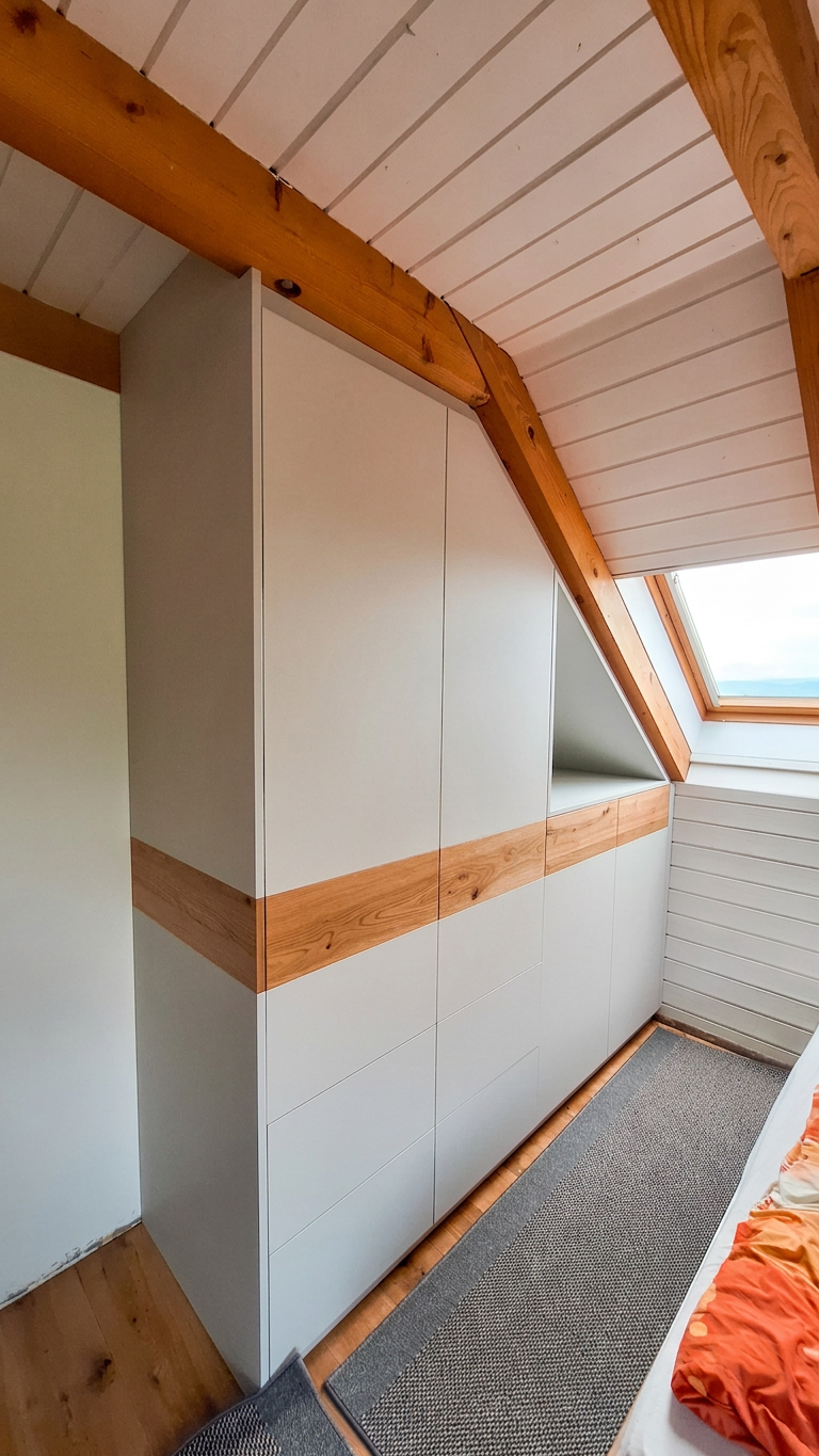 Dachschrägeschrank, Schrank unter der Dachschräge, , auf Maß, vom Schreiner, Lauchringen, Zachi Wiedner Möbel&Raumdesign, Nähe Schweiz